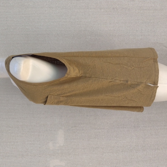 NWT Ava & Viv Sleeveless Khaki Tank Top - Size 1X/2X/3X/4X - Picture 2 of 6